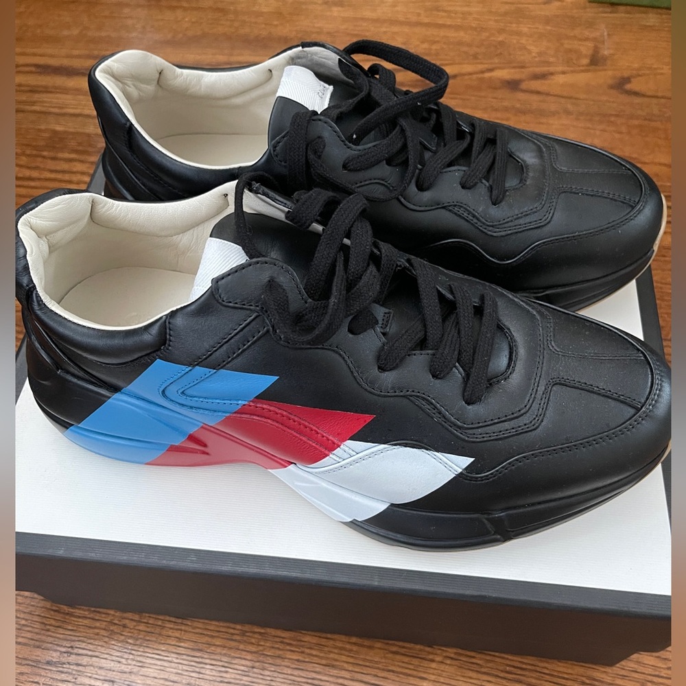 Gucci sneaker , brand new unworn